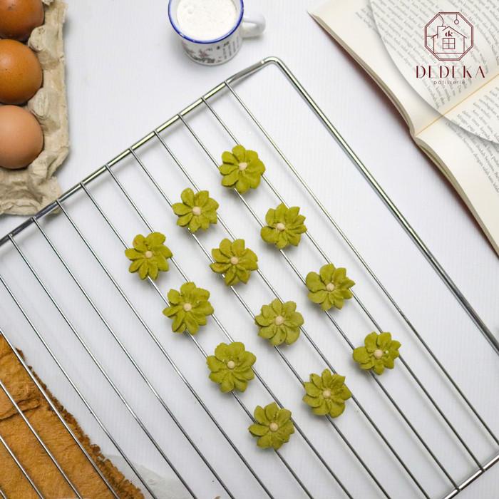 

Kue Semprit Green tea / cookies green tea / kue kering matcha homemade Kualitas Terbaik