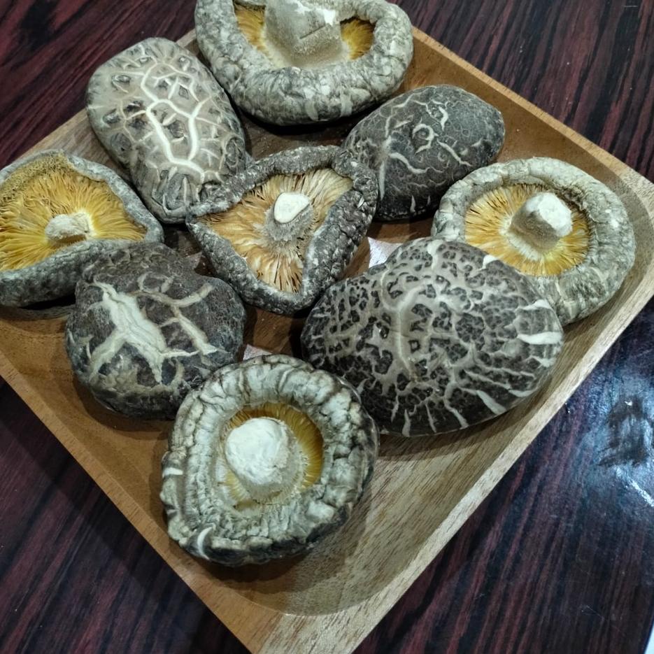 

☝ r Shitake / Hioko / Hyoko Kering Besar / Kecil 250 Gram ✾