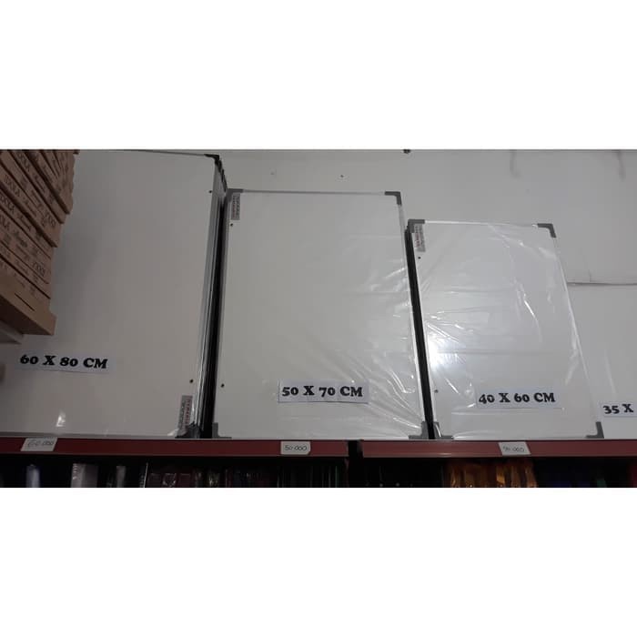

Papan Tulis 50 x 70 cm Whiteboard