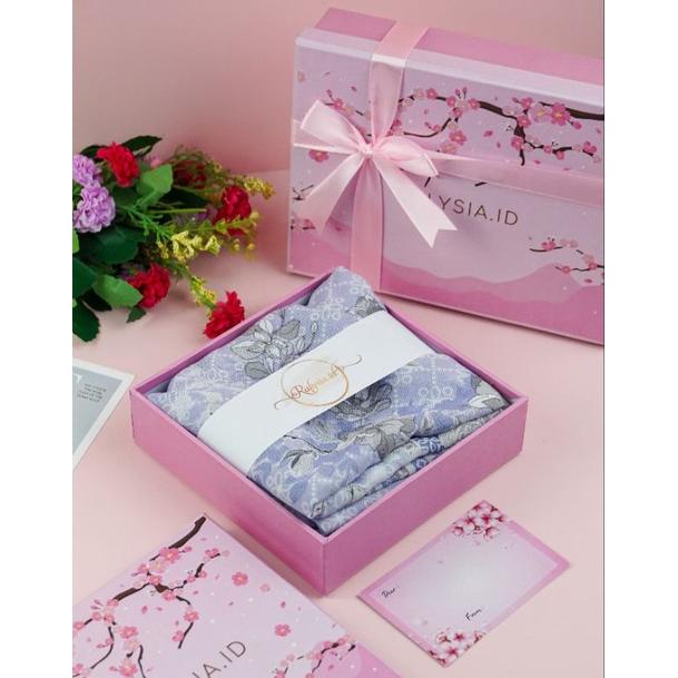 

Ralysia.Id Hampers Hijab Hard Box Premium / Kado Ulang Tahun / Wisuda / Souvenir Umroh Haji / Birthday / Wedding / Graduation / Kado Pacar / Hadiah Pernikahan / Seserahan / Kado Guru / Kado Perpisahan / Kado Teman Bestie / Kenangan / Lebaran / Idul Fitri