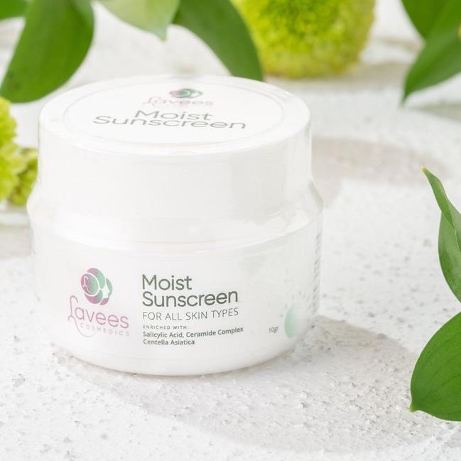 ☃ Lavees Cosmedics - Moist Sunscreen [For All Skin Type] ✷