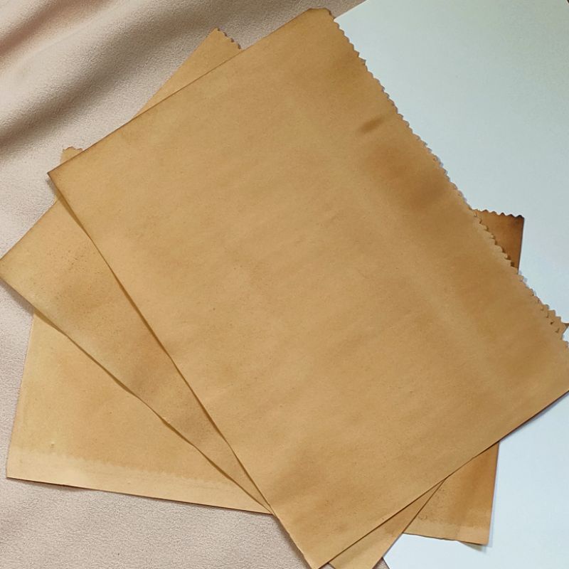 

50 Lembar A5 Vintage Old Paper Scrapbook Journaling Tea-dyed Soft Brown