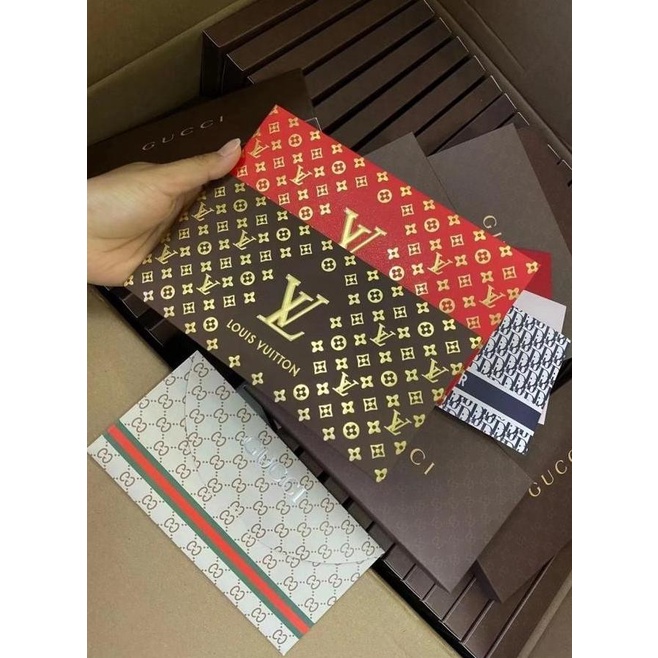 

AMPLOP LEBARAN READY AMPLOP LEBARAN MEREK MOTIF LV CHANEL ANGPAO TAHUN BARU IMLEK EL09I09A82L