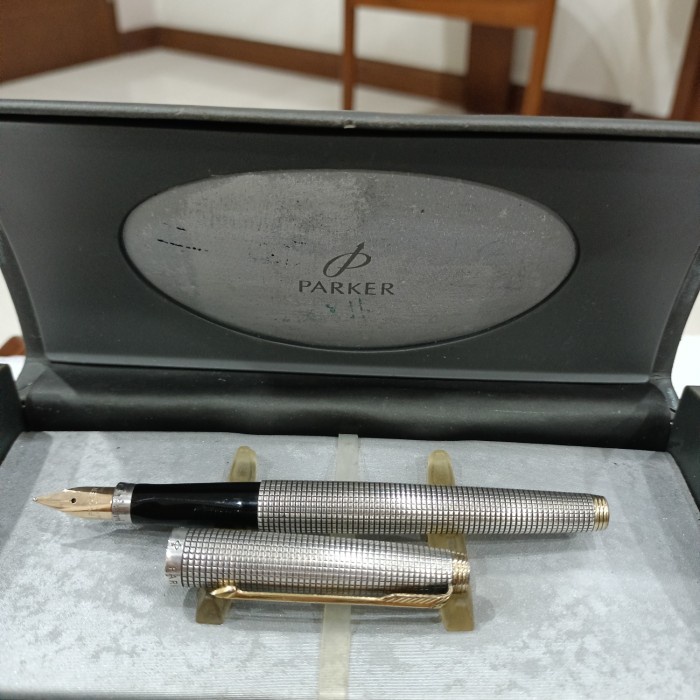 

PULPEN PARKER ORIGINAL FOUNTAIN SILVER 75 STERLING no pirus Montblanc