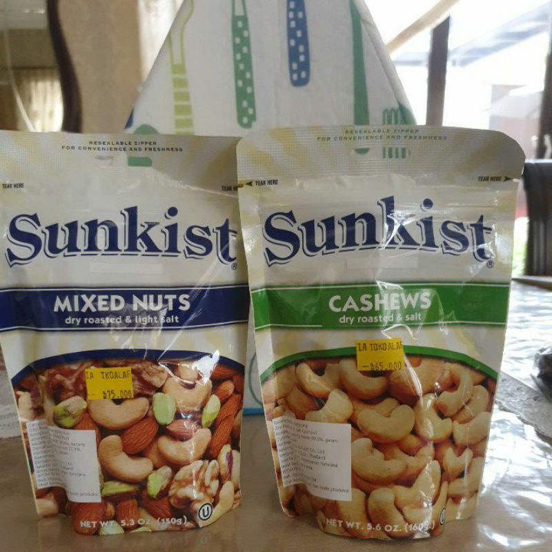 

SGS Kacang Sunkist / Mixed Nuts & Cashews