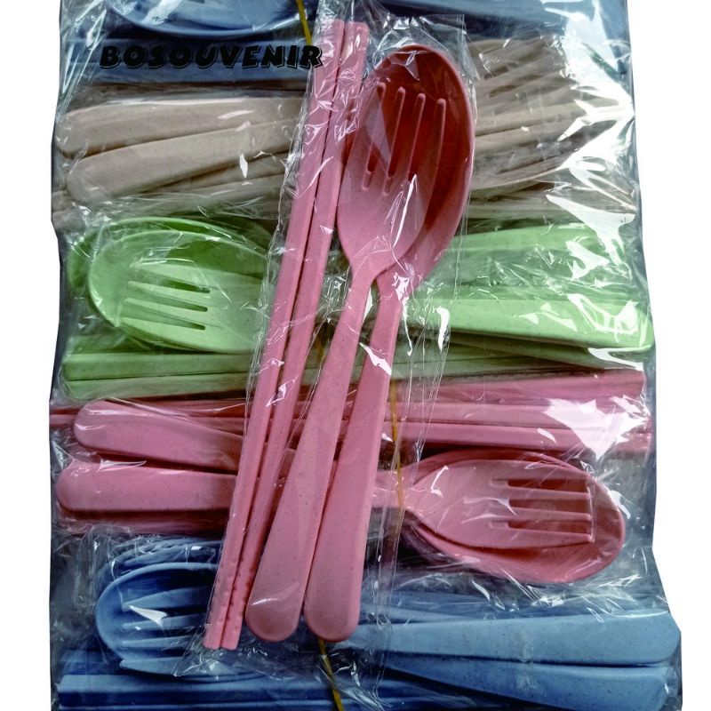 Souvenir Alat Makan Satu Set, (Harga Per Pcs)