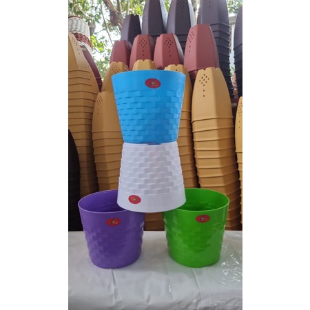 Pot plastik bulat ASOKA 20 warna / pot tanaman / pot bunga / pot warna size 20