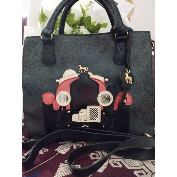 Preloved Lapalette Cupcake