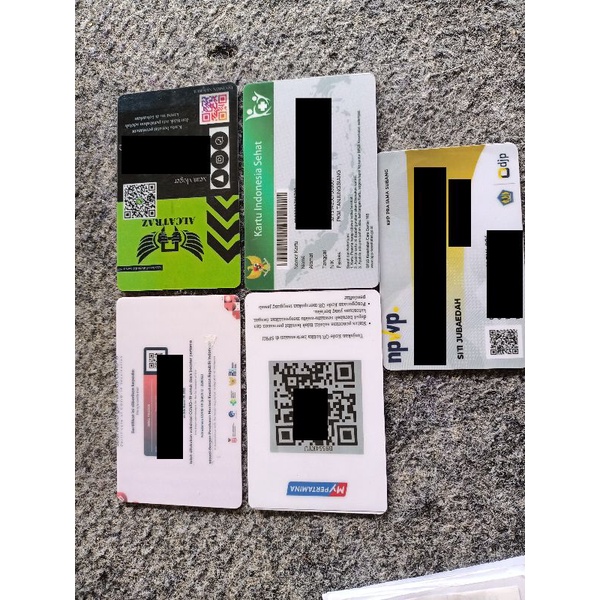 

KARTU ID CARD ANTI AIR/KARTU PVC/KARTU AWET