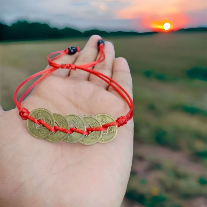 gelang koin viral