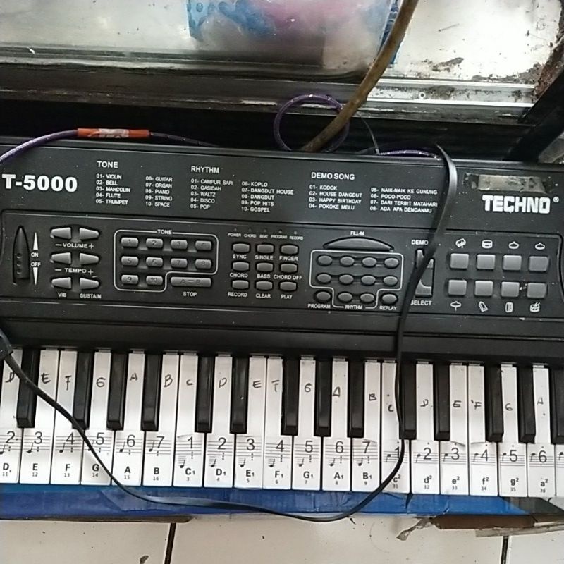 keyboard techno t5000 oprekan