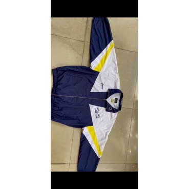 Windbreker dari brand