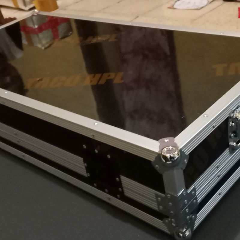 HARDCASE BOX MIXER ASHLEY KING 12 not