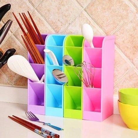 

Rak Mini 4 Sekat Tempat Kotak Alat Tulis Pulpen Stationery Stand Meja