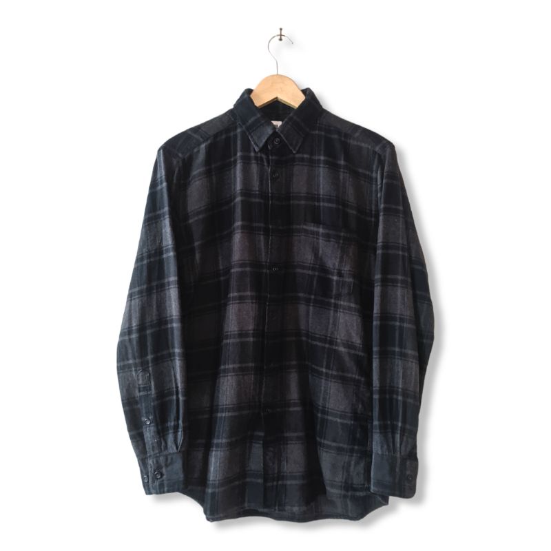 Flanel Uniqlo Veterano Second