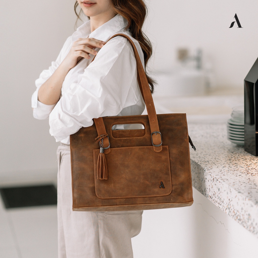 Alona Leather Tas Totebag Wanita Cewek Kulit Asli Althea Bag / Totebag Kekinian Model Terbaru Tas Berkapasitas Besar / Tas Bahu Kulit Asli / Tas Kantor Wanita Tas Cewek Fashionable Original Branded