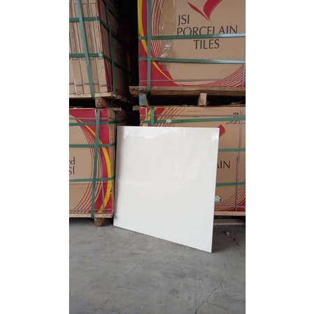 Granite lantai 60x60 Madrid cream polos / Garuda tile / kw-1