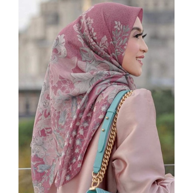 Topkapi raspberry buttonscarves