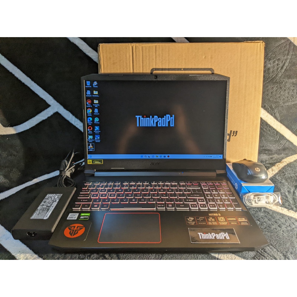 Laptop Gaming Acer Predator Nitro 5 Core i7 10870H GTX 1650Ti 4GB Mulus