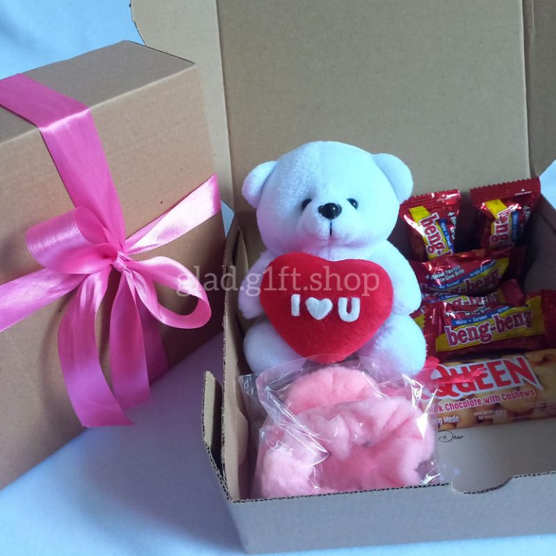 

Hampers hadiah boneka untuk pacar anniversary READY STOCK