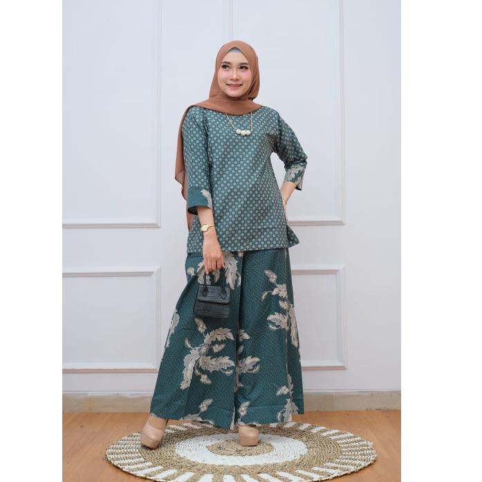 HARGA BERSAHABAT SETELAN SET KULOT / TUNIK BATIK WANITA KEKINIAN