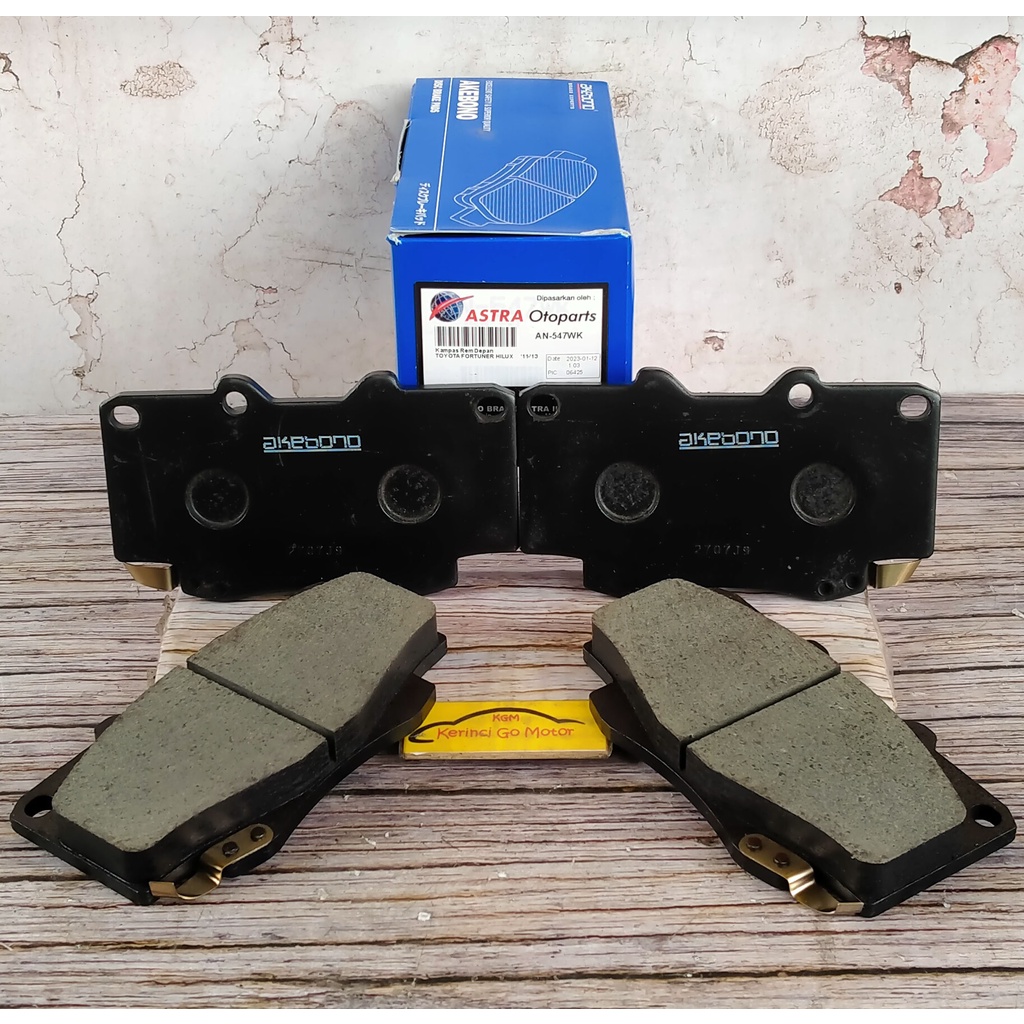 BRAKE PAD KAMPAS REM DEPAN HILUX DC 2007-2012 GEN 1 AKEBONO AN-547WK