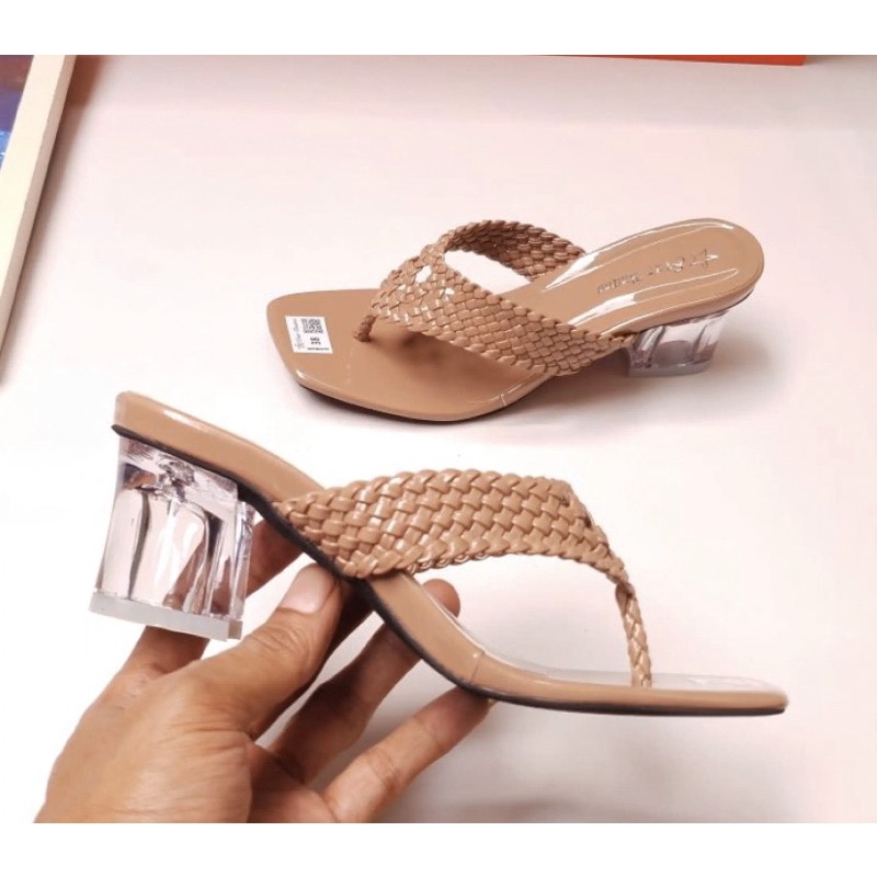 Promo terumrah.5.5.Sandal Heels Hak Kaca Kepang Jepit Terbaru