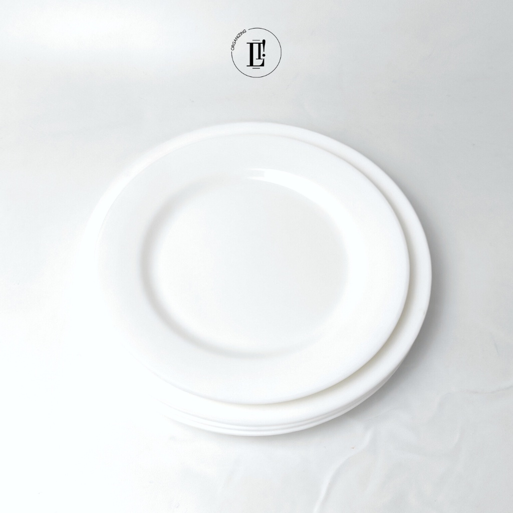 Piring Plastik Putih