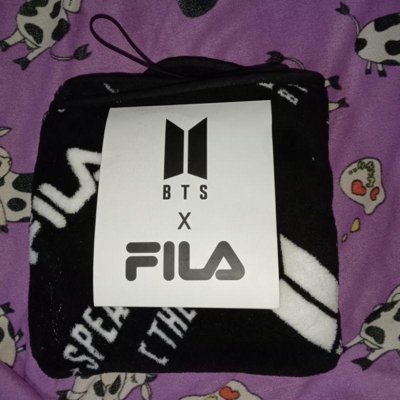 Selimut Blanket FILA BTS Speak Yourself Final