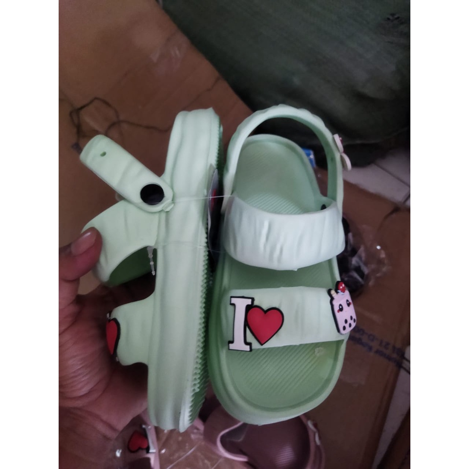 Sandal gunung korean style anak cewek 633T ( 30-35 ) Gosome sandal selop anak karakter Terlaris