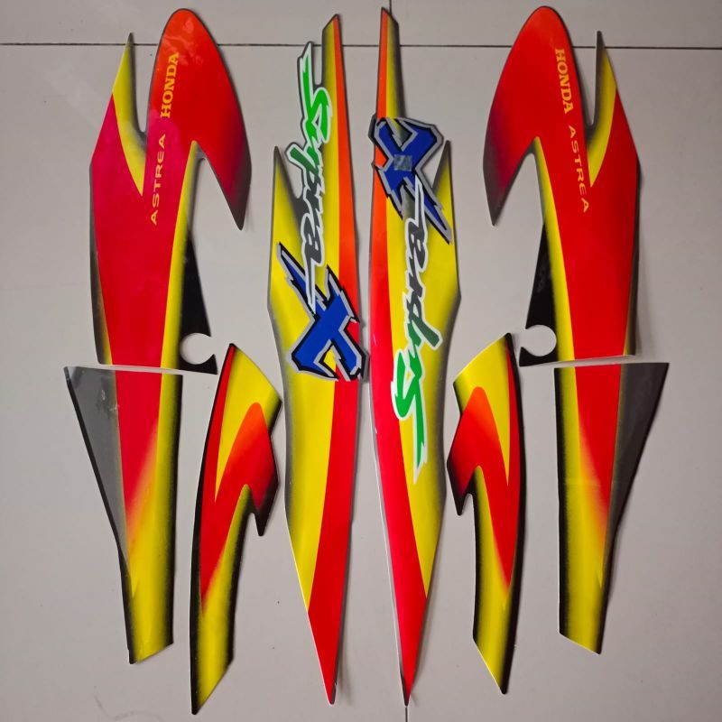 striping sticker lis body honda astrea supra x lama 100 2001 hitam abu merah
