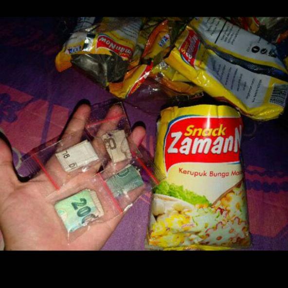 

♩ Snack zaman now / snack viral / snack berhadiah emas ✵