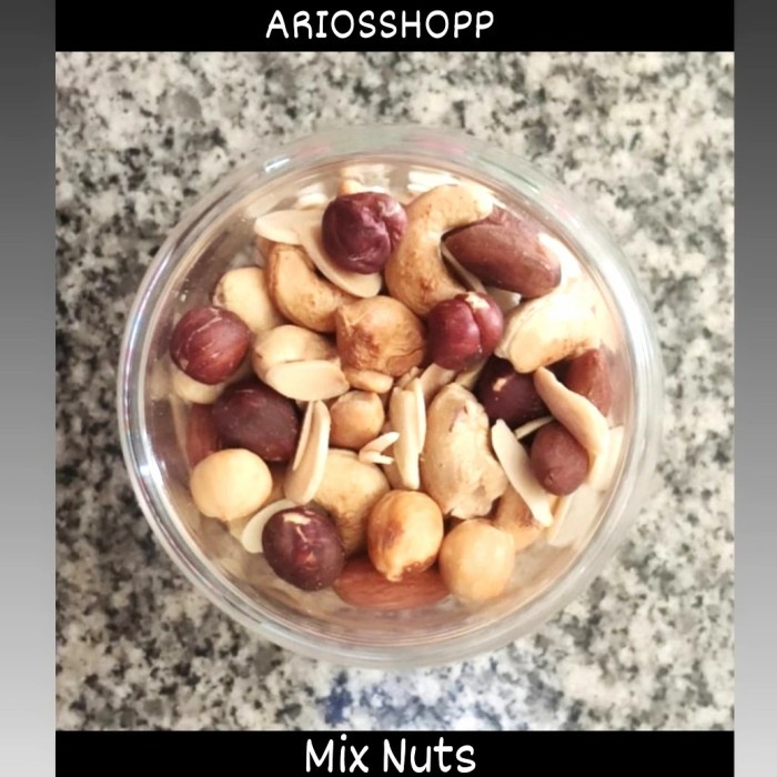 

Mix Nuts 250 gr Almond Utuh , Almond Slice , Mede , Hazelnuts