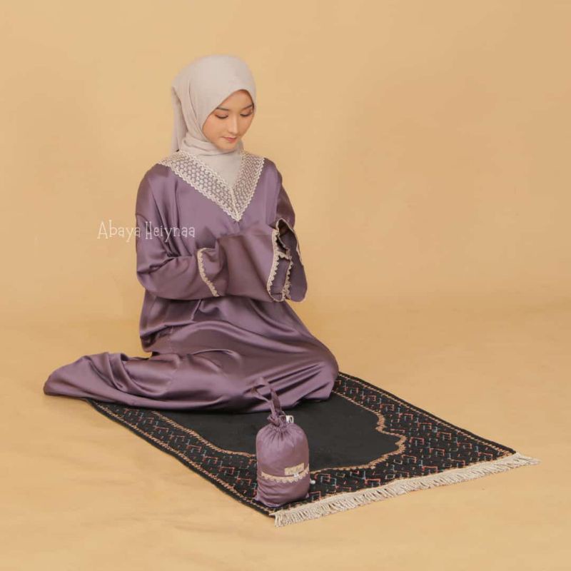 abaya mukena sholat Heiynaa