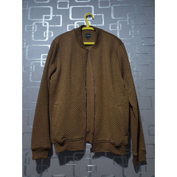 Comfy Jaket Pria Heymale