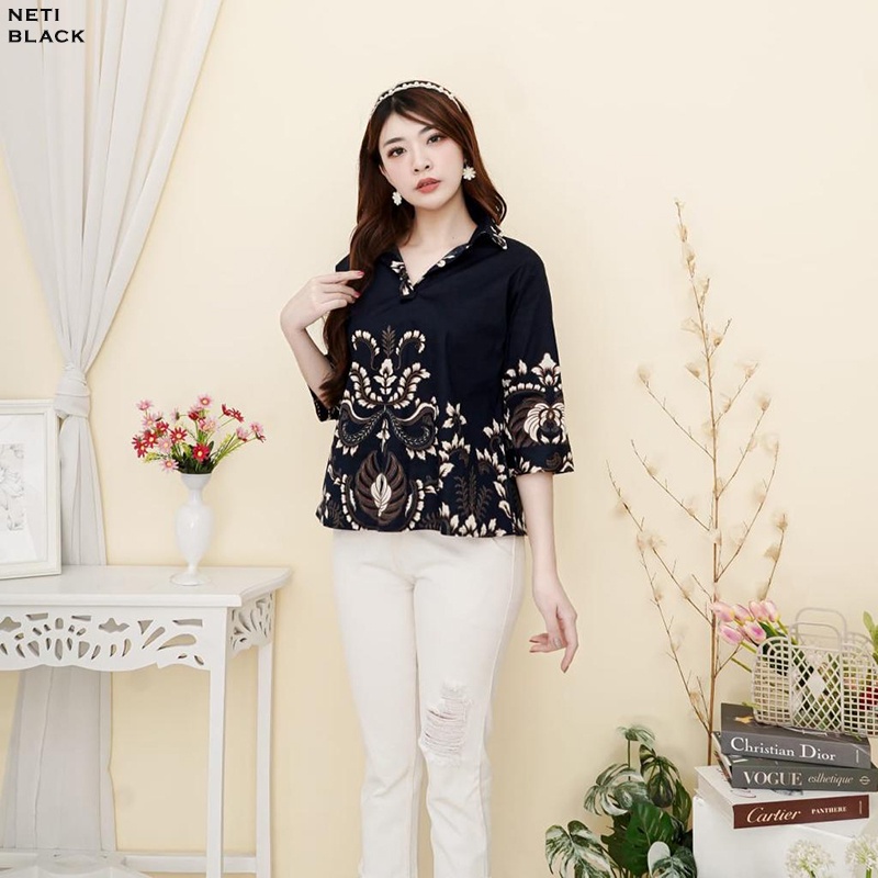 Evercloth Neti Blouse Wanita Atasan Wanita Blouse Batik Wanita Atasan Batik Wanita Kemeja Kerah Dasi Syal Batik Couple Seragam