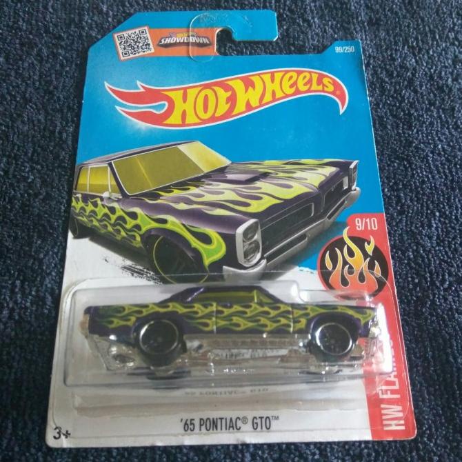HOT WHEELS 65 PONTIAC GTO. HW FLAMES CARD 2015. WARNA PURPLE.