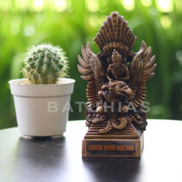Miniatur Gwk Bali Garuda Wisnu Kencana / Patung / Koleksi / Pajangan /