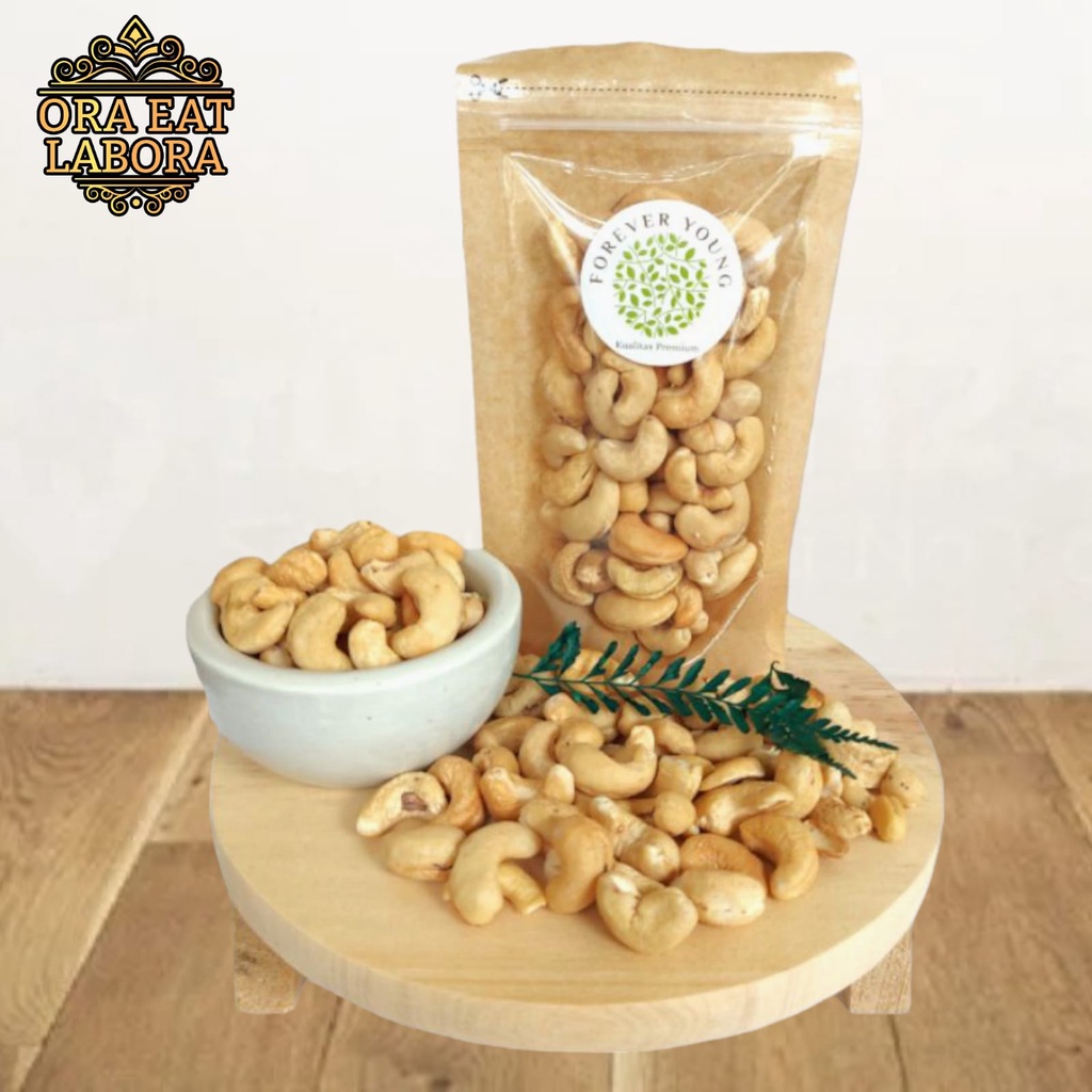 

Superfood Roasted Cashew Nut Kacang Mede Jumbo Sulawesi Oven Matang Kualitas Premium - Ora Eat Labora