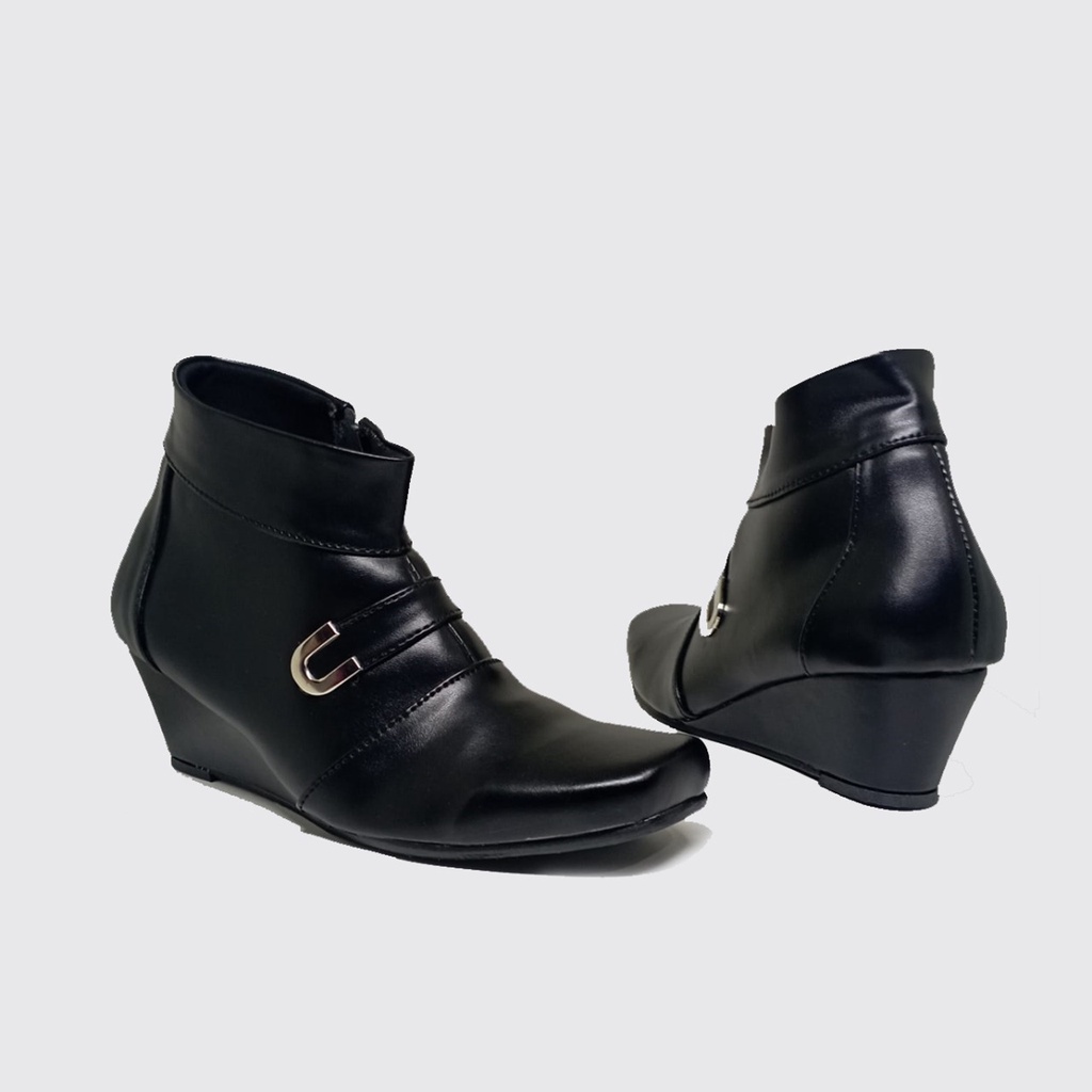 PANTOFEL BOOTS KULIT HITAM |Big Size Jumbo| Sepatu Wanita Kerja Kantor Pesta Gaya Ukuran Besar