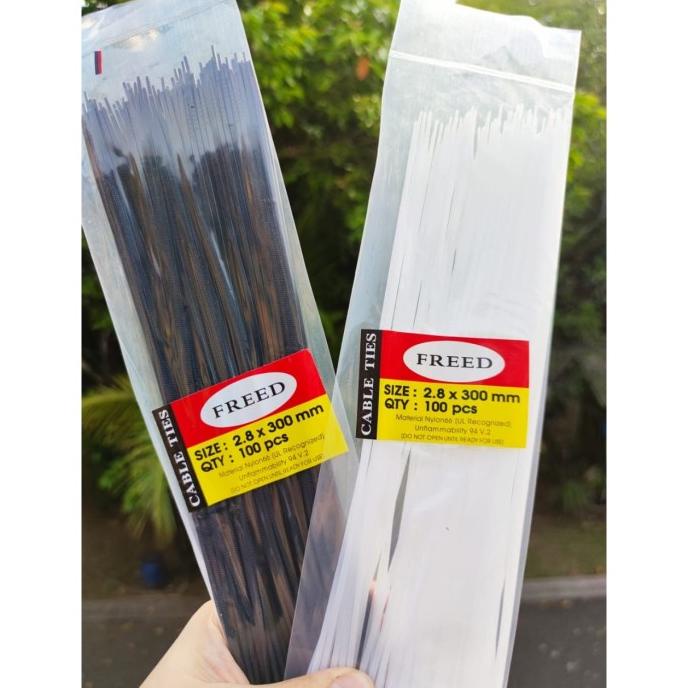 

Kabel ties Cable ties Kabel tis Tie Besar Klip 2.8x300mm isi 100Pcs