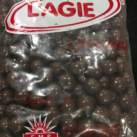 

➵ Lagie chocoball 1kg isi ✯