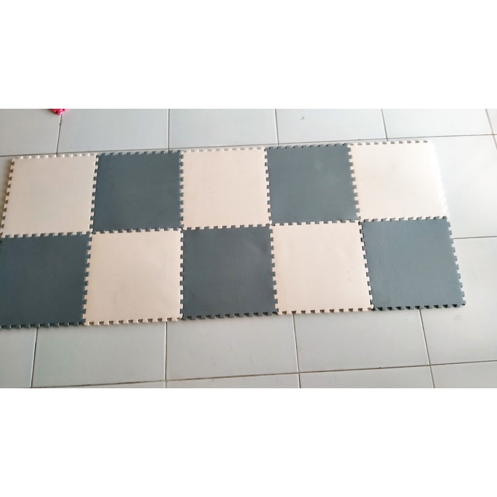 Matras puzzle polos eccomat mix 2 warna ukuran 30x30x0,5 cm