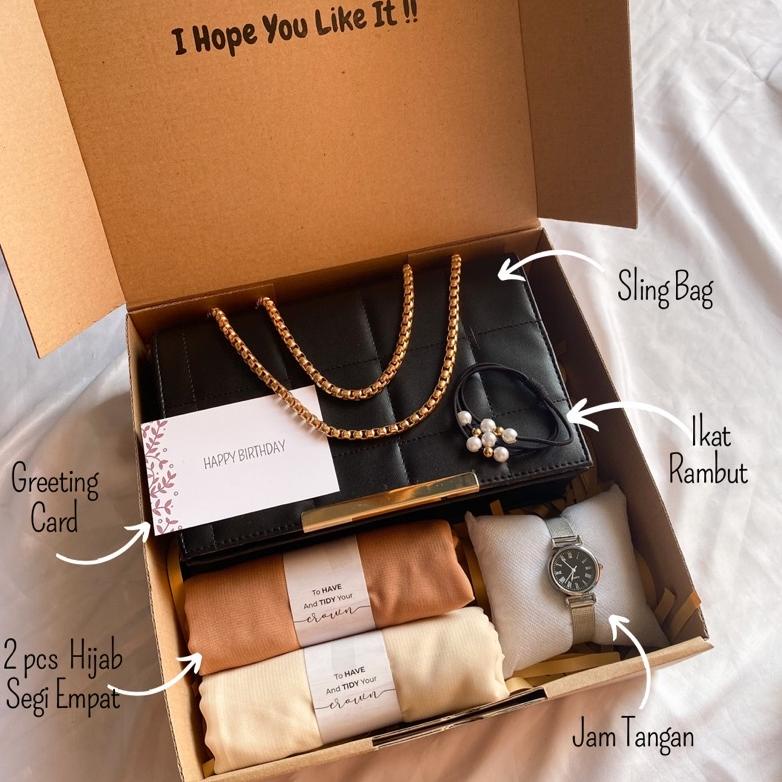 

[B9393]Hampers Gift Box Tas Lcr/Kado Pacar/Kado Anniversary/Kado Valentine/Kado Wedding/Kado Ulang Tahun Cewek/Kado Wisuda/Hampers Lebaran/Hampers Ramadan/Kado Pernikahan/Hampers Lebaran/Hampers Ramadan