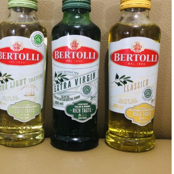 

♔ Minyak zaitun / olive oil / Bertolli 250ml / Bertolli 500ml/ virgin / extra virgin / extra light ❄