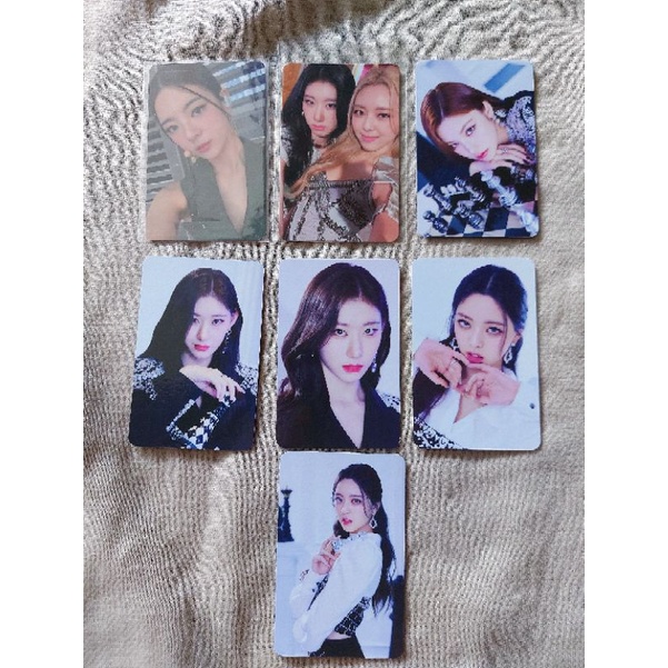 TC World Tour LD Ktown Itzy Checkmate ( Yeji Lia Yuna Chaeryeong) (Selfie Selca Concept)