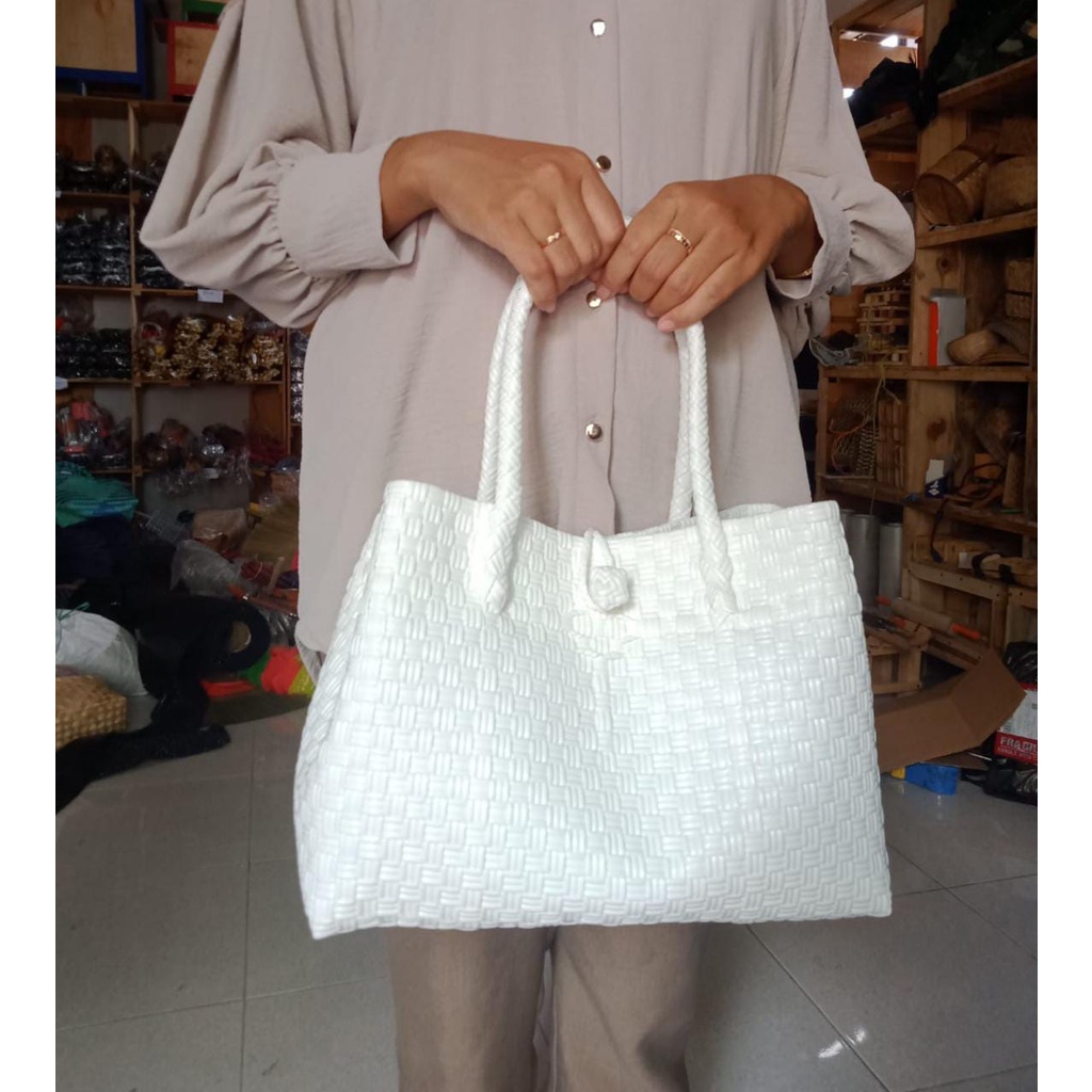 TAS ANYAMAN PLASTIK JALY/TAS WANITA