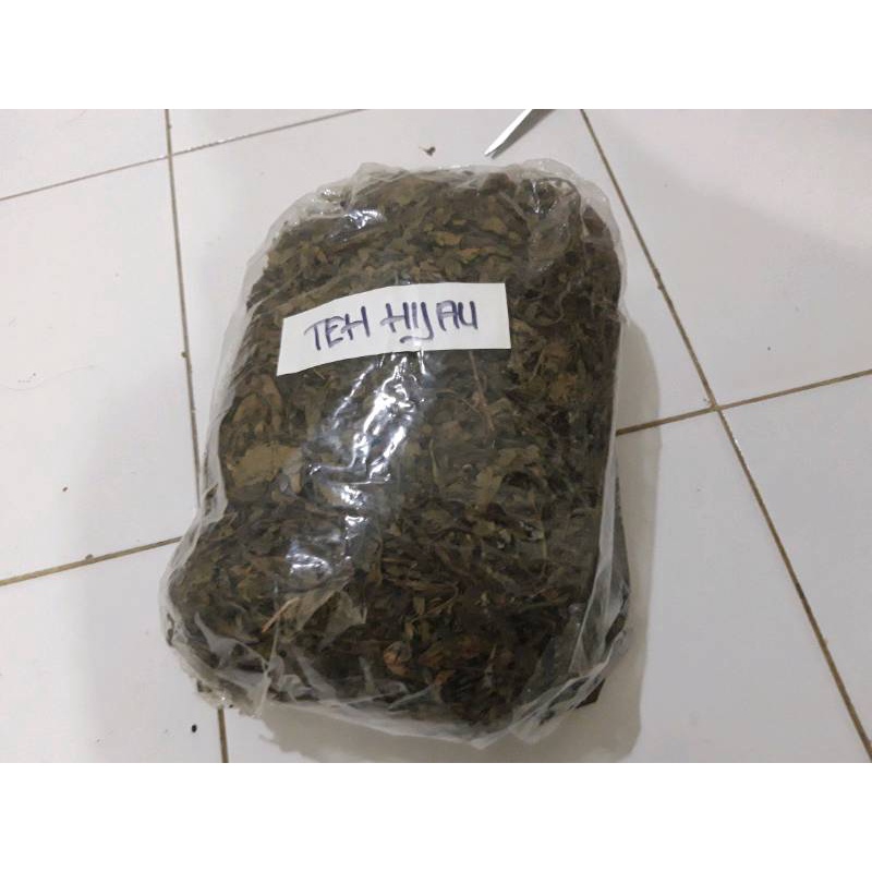 

TERBAIK DAUN TEH HIJAU KERING /GREENTEA- 500 GRAM