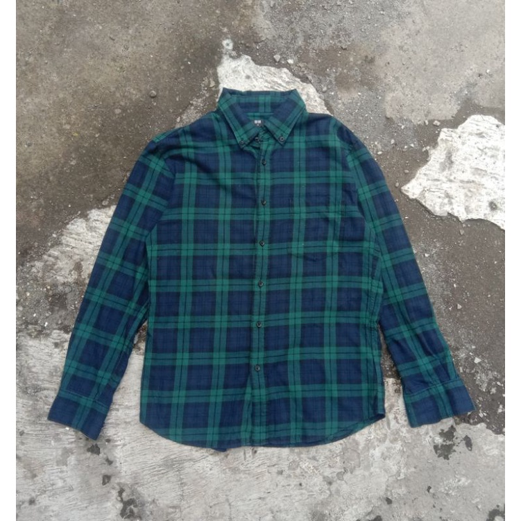 Flanel Uniqlo Hijau