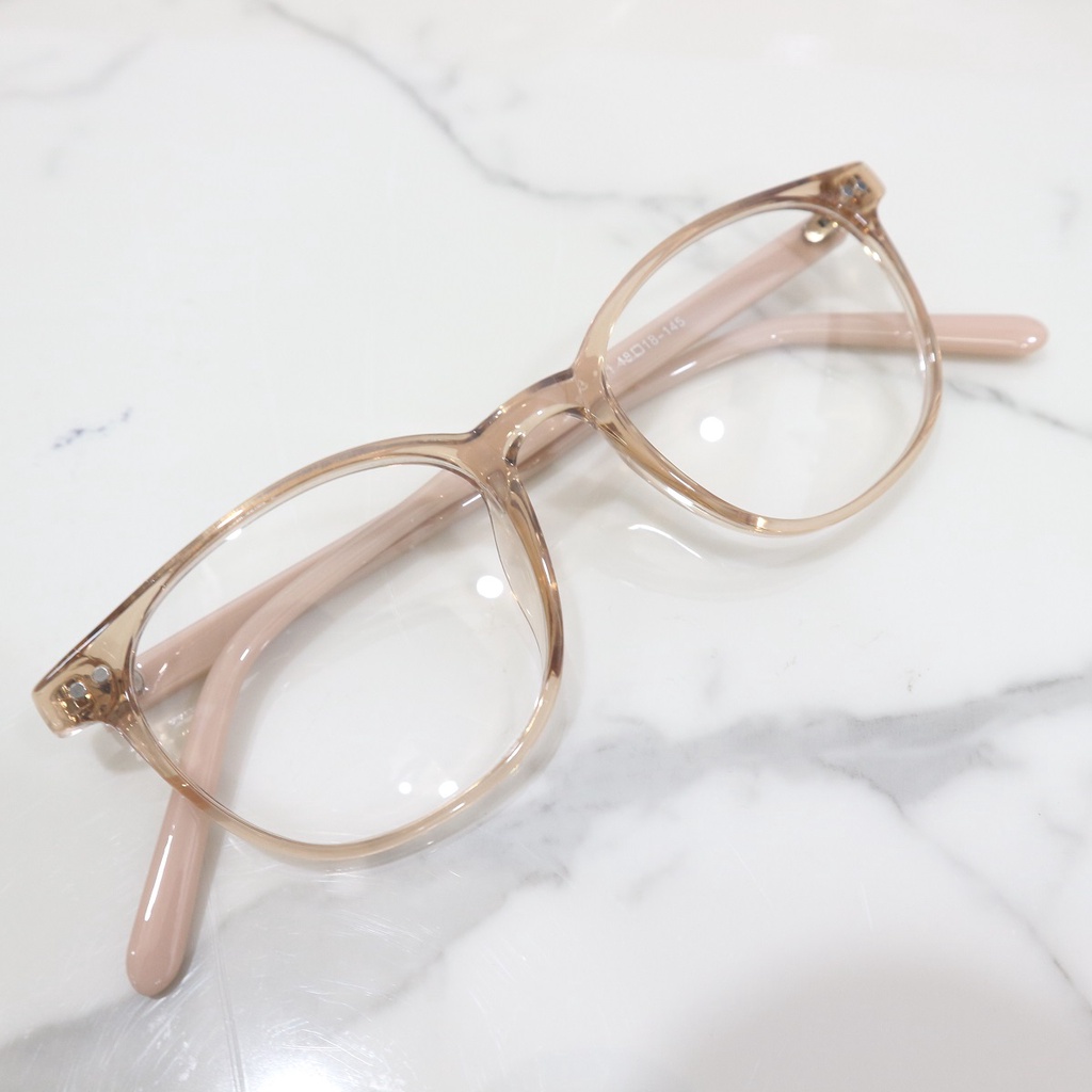 Kacamata Bulat untuk Wajah Kecil